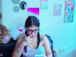Amateur Live Sex Cam of Emma_boo