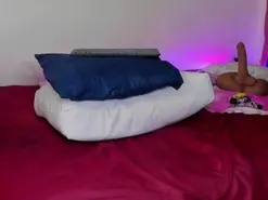 Amateur Sex Cam of Alyn_miller