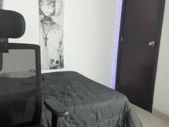 Amateur Live Sex Cam of valentina_xxx