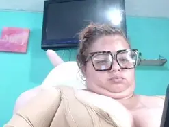Amateur Live Sex Cam of lexxy_bbw_