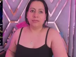 Amateur Live Porn of adri_rivera