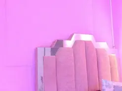 Amateur Sex Cam of LoveQueen2