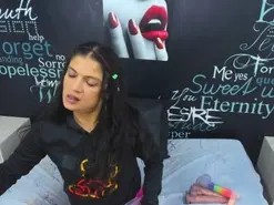 Amateur Free Porn Cam of HornyRouse