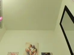 Amateur Live Sex Cam of Hellen_star