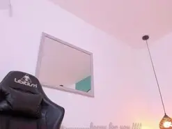 Amateur Live Porn of lucy_blue28