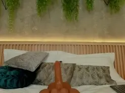 Amateur Live Sex Cam of Lia_Montclair