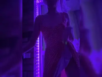 Bongacams Watch Live Sex Cams of Cosmos13131
