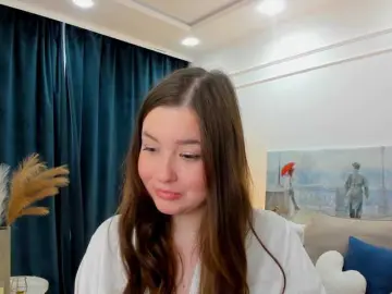Bongacams Sex Cam of HoneyGlow