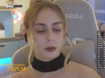 Bongacams Live Sex Cam of -Light-Fury-