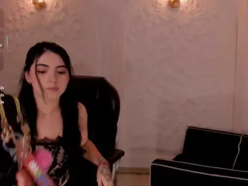 Bongacams Nude Webcam of HaileyRoss