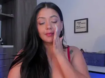 Bongacams Best Webcam of Lauratoro