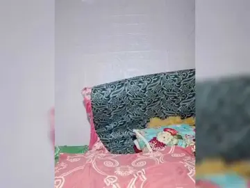 Bongacams Sex Cam of Alison-pussy