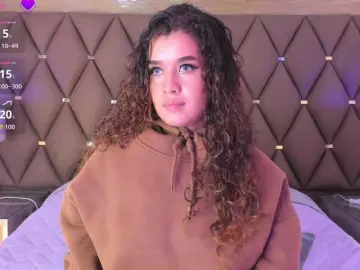 Bongacams Nude Webcam of AngelinaFerrer