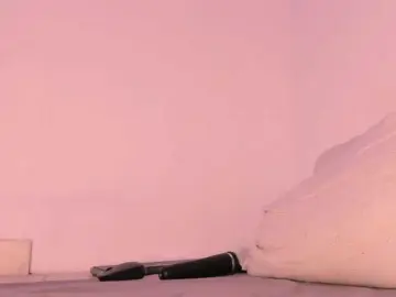 Bongacams Watch Live Sex Cams of Alysson-18
