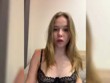 Bongacams Watch Live Sex Cams of mariaaa-1