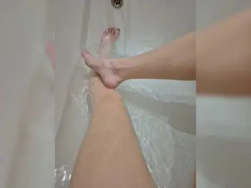 Bongacams Sex Chat of Kira-Feet