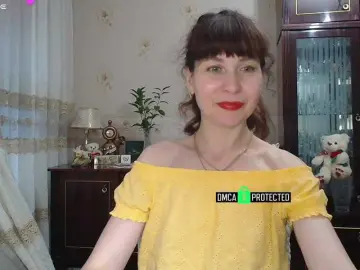 Bongacams Live Sex Cam of caroliiine