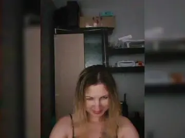 Bongacams Watch Live Sex Cams of Nushka1939