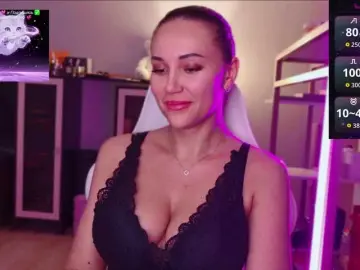 Bongacams Private Sex Chat of QWEENII