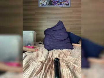 Bongacams Watch Live Sex Cams of ALISAMAKS