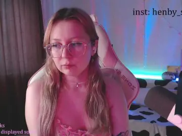 Bongacams Best live sex cam show of henby-streams