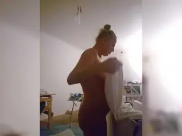 Bongacams Best live sex cam show of MoonKitten