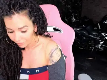 Bongacams Adult Video Chat of -BABAYAGA-
