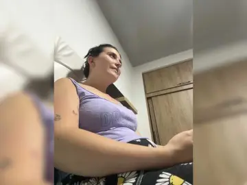 Bongacams Watch Live Sex Cams of karlacortes1