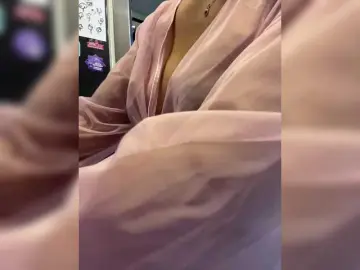Bongacams Watch Live Sex Cams of EmilyLeah