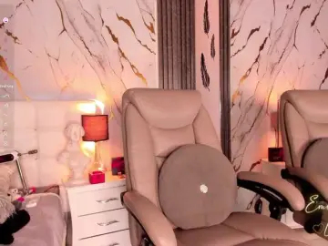 Bongacams Best live sex cam show of EmilyLeah