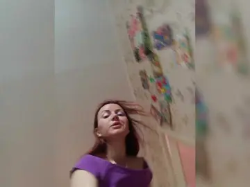 Bongacams Nude Webcam of Alenushka888
