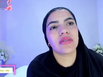 Bongacams Sex Cam of mhia-paris