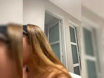 Bongacams Private Sex Chat of LittleToxic