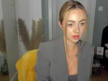 Bongacams Private Sex Chat of SEXYcoralie