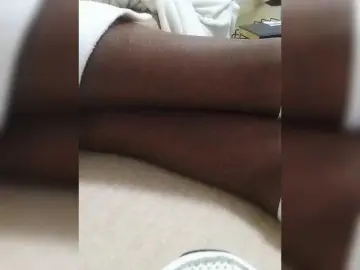 Bongacams Watch Live Sex Cams of Juanitamami