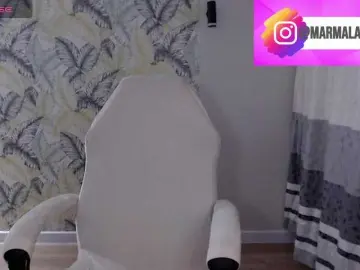 Bongacams Private Sex Chat of Foxymoxy19