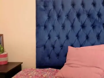 Bongacams Free Porn Cam of DarkAngelMuseX