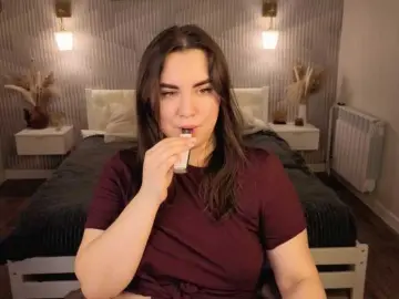 Bongacams Live Sex Cam of Nelie-Evans