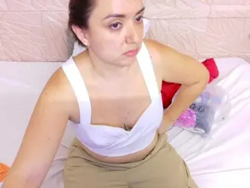 Bongacams Live Sex Cam of kinky-redhead18