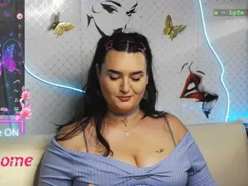 Bongacams Watch Live Sex Cams of WickedButShy