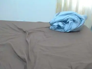 Bongacams Free Porn Cam of HotQueen93