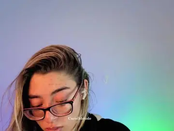 Bongacams Adult Webcam of Charlotte-glasses