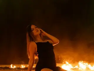 Emma-Blonde