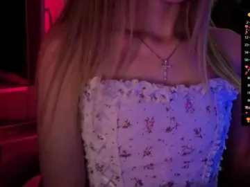 Bongacams Watch Live Sex Cams of Nestyzz