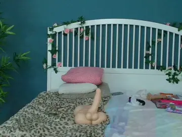 Bongacams Live Sex Cam of CougarMilf