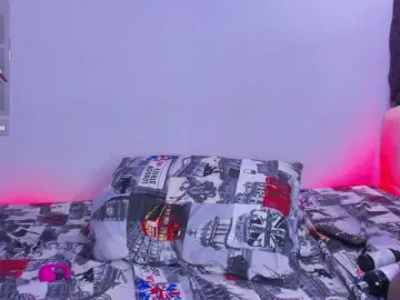 Bongacams Free Porn Cam of SweetLittleQueenBat