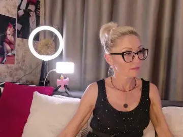 Bongacams Best live sex cam show of Milforja