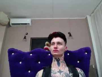 Bongacams Free Live Porn of KennysXX