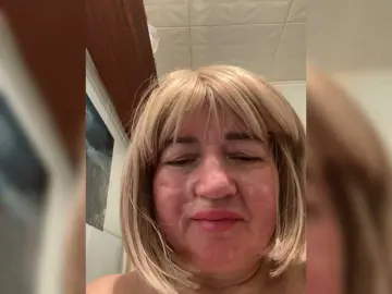 Bongacams Watch Live Sex Cams of SVETIKBOMBOCHKA