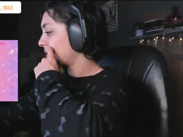 Bongacams Live Porn of IsaRogers